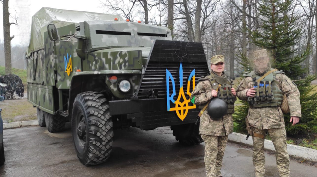Військовослужбовці наголошують, що підготовлені морально і фізично, щоб відкривати стрільбу і робити «смерть ворогам». Фото надав автор